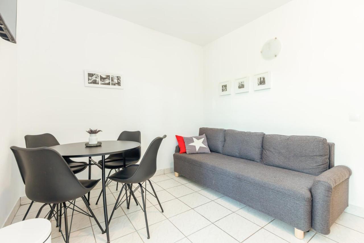 Apartments Vladan With Terrace Baška Eksteriør billede